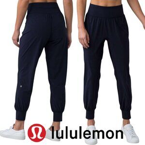 LULULEMON ATHLETICA Sun Setter Jogger | navy | 8